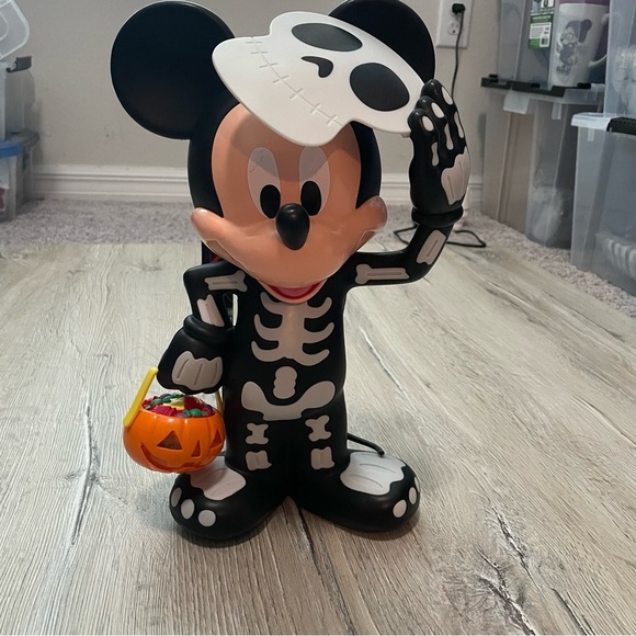 Disney Mickey Mouse Skeleton Popcorn Bucket - Halloween - Picture 9 of 11